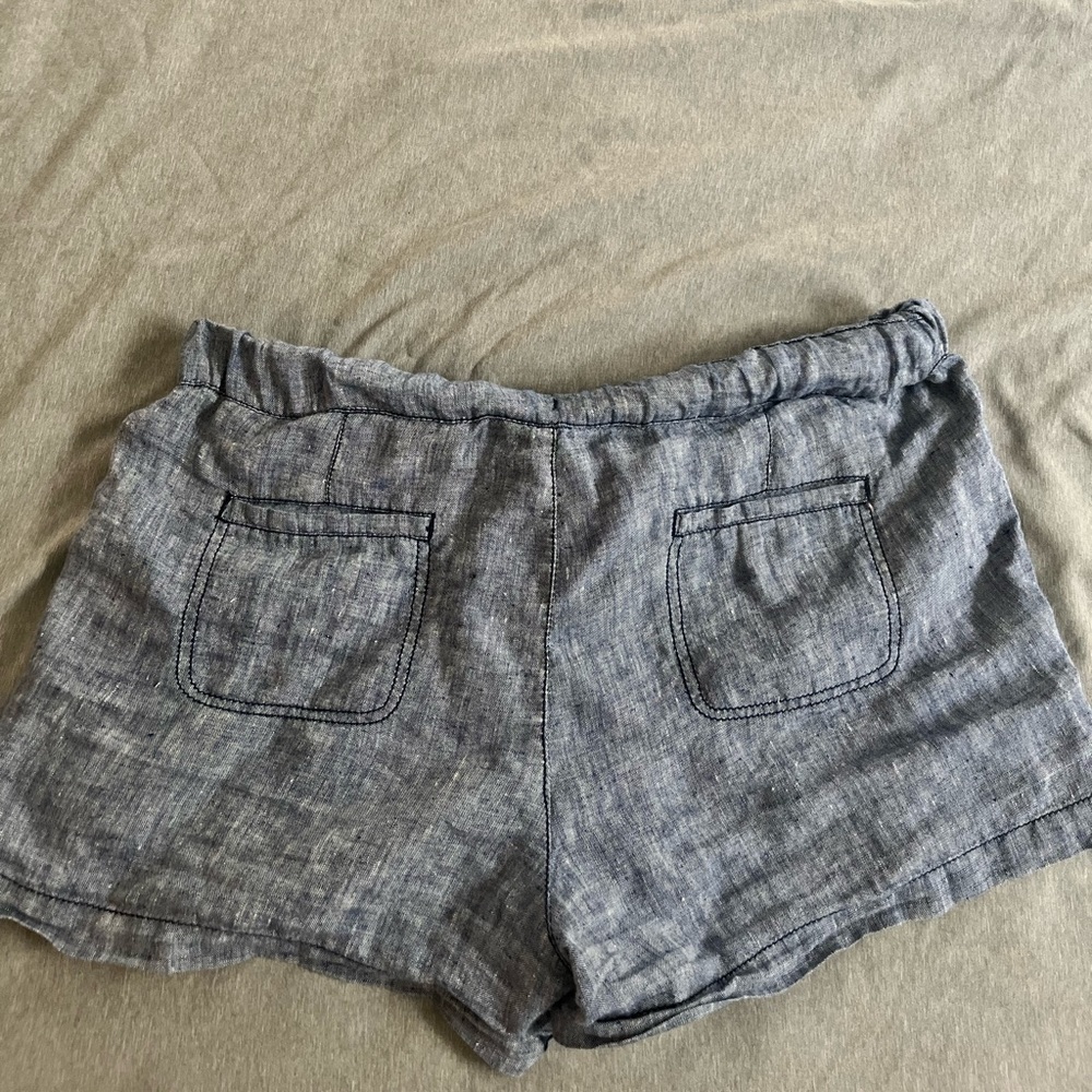 COMFY SHORTS FOR SALE!! ๐ธ๐ธ๐ธ - Picture 2 of 2